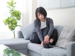 末端冷え性の女性